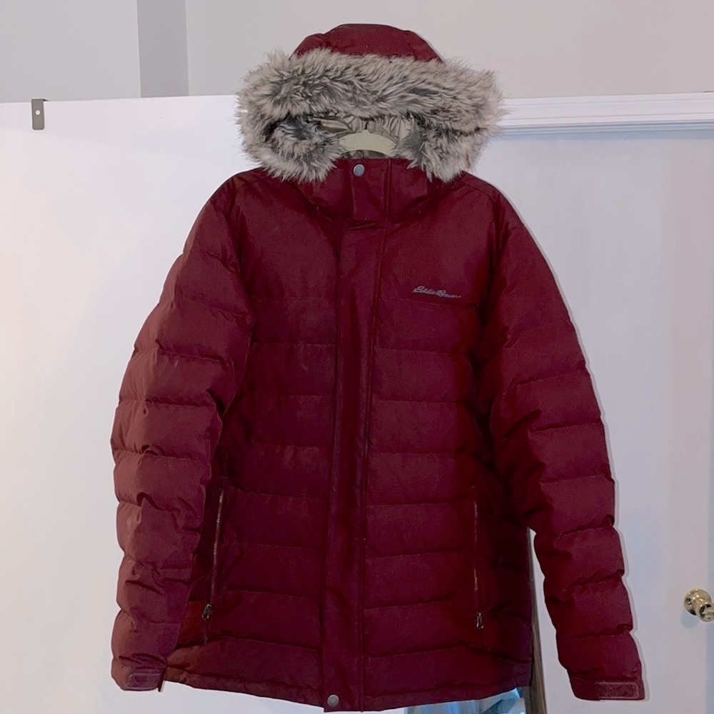 Eddie Bauer Parka maroon. Mens XL. Great condition